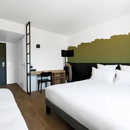 Geneva Airport Hotel 3*